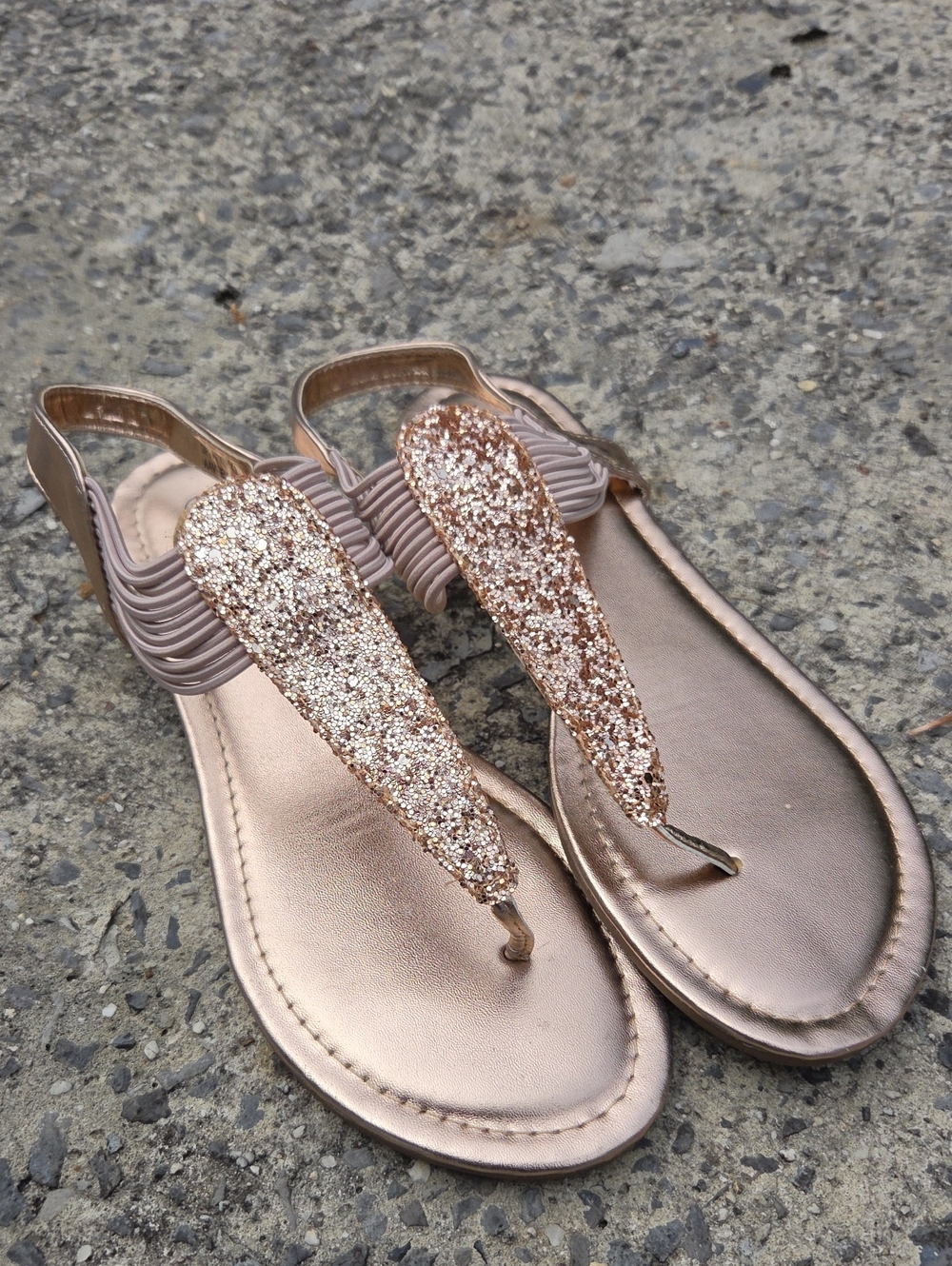 Glitter T-Strap Sandals in Rose Gold - Women's Summer Slip-Ons